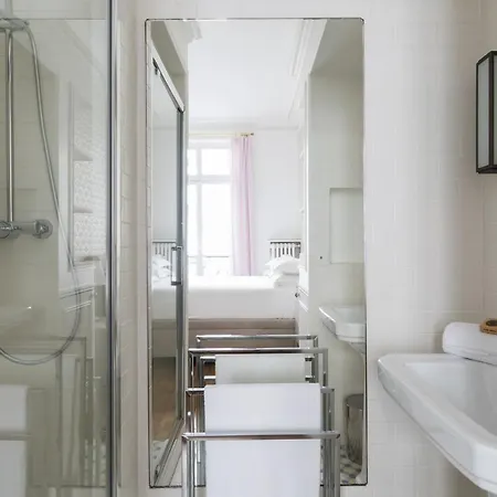 Avenue De Wagram Iv By Onefinestay * París